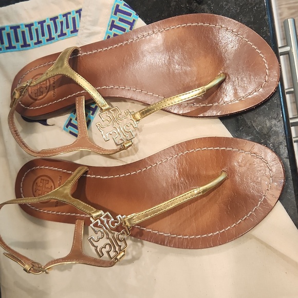 Tory Burch sandal - Picture 2 of 5